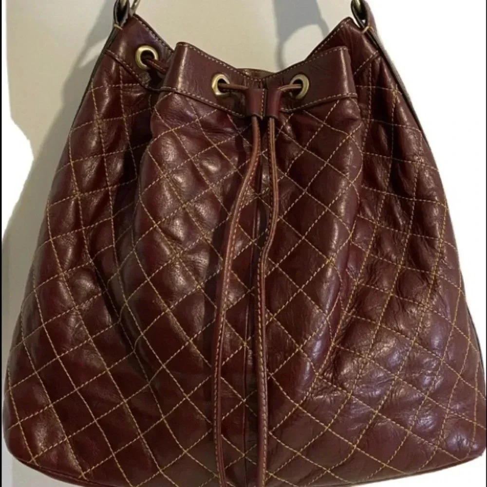 Hilfiger Quilted crimson leather hobo handbag